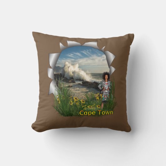 ケープタウンの南アフリカファッションの少女 クッション (正面)
