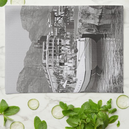 ケープタウンウォーターフロントテーブルマウンテンサウスアフリカ キッチンタオル (折り畳み)