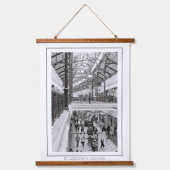 ケープタウンカナルウォークモノクロライフ 吊り下げ型タペストリー (正面)