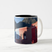 ケープタウン南アフリカ共和国 ツートーンマグカップ (正面右)