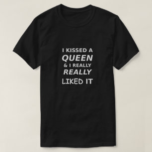 ゲイおもしろいLGBTQ私キスドラッグクイーン本当に好き Tシャツ