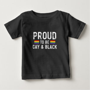 ゲイであることを誇りに思う+黒人のプライド月間 2025 ベビーTシャツ