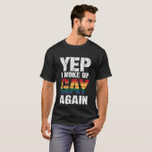 ゲイで生きてく 再びのプライド レインボー クィア ゲイ Tシャツ (正面フル)