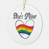 ゲイカップルがLGBTに合う彼女は私のゲイプライド セラミックオーナメント (左)
