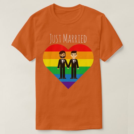 ゲイカップルたった今結婚しましたレインボー結婚LGBTの贈り物 Tシャツ (デザイン正面)