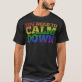 ゲイプライドの月LGBTレインボーを落ち着かせる Tシャツ (正面)