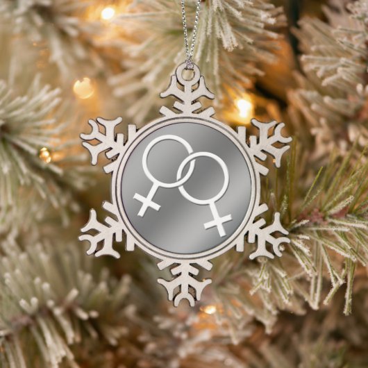 ゲイプライドオーナメントパーソナライズされたレズビアンラブギフト スノーフレークピューターオーナメント (ツリー)