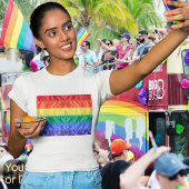 ゲイプライドクラシックフェイクシルクレインボーフラッグLGBTQおもしろい Tシャツ