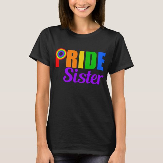 ゲイプライドシスターレインボーレタリングLGBTQ Tシャツ (正面)