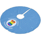 ゲイプライドブラウンエンジェルハヌカーパーソナライズされた国旗 ブラッシュドポリエステルツリースカート (アングル)