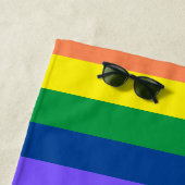 ゲイプライドレインボーハートLGBTQ平等 ビーチタオル (インサイチュ)