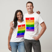 ゲイプライド保落ち着いて取得結婚した Tシャツ (ユニセックス)