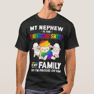 ゲイプライド月のギフト私の甥は虹の羊 Tシャツ