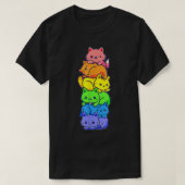 ゲイプライド猫LGBTかわいい猫が可愛いアニメのライを山積み Tシャツ (デザイン正面)