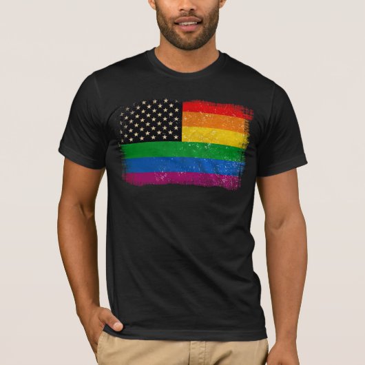 ゲイメリカン・プライド・フラッグ Tシャツ (正面)