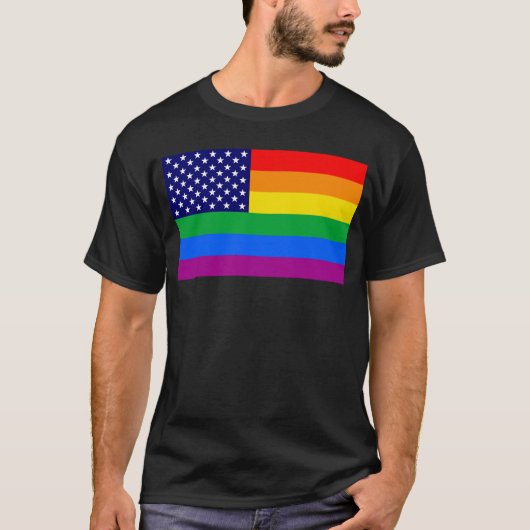 ゲイメリカン・プライド・フラッグ Tシャツ (正面)