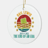 ゲイル・ルイス、我々は、時代のサインの終わりにあなたに敬意を表する セラミックオーナメント (左)