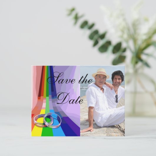 ゲイレインボーとリングや輪ウェディング日付を保存 案内ポストカード (スタンド正面)