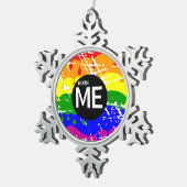 ゲイレインボー生まれフラッグ スノーフレークピューターオーナメント (右)