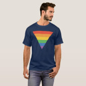 ゲイ プライド レインボー トライアングル Tシャツ (正面フル)