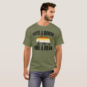 ゲイ・ベア・プライド 馬を救え 熊に乗れ Tシャツ (正面フル)