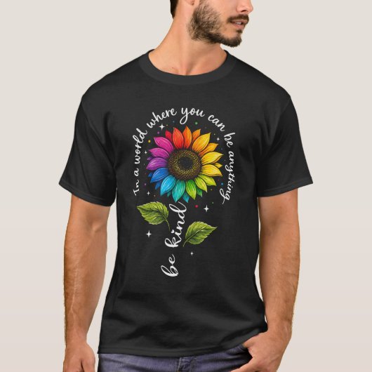 ゲイ・レインボー・ひまわり Be Kind LGBT Pride フラワー Tシャツ (正面)