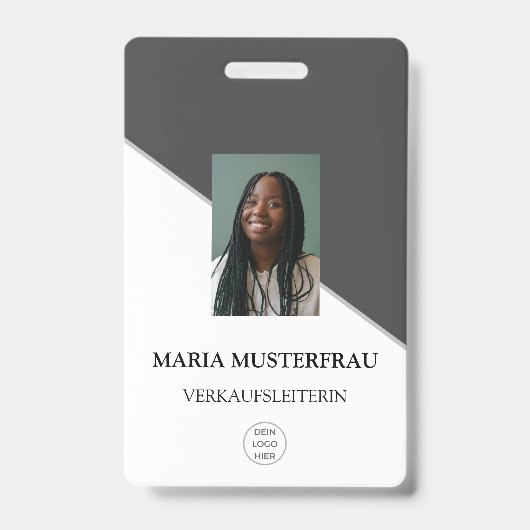 ゲスタルテディネンイーゲナンアウスウィスヴォラージュ バッジ (正面)