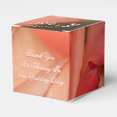 ゲスト結婚式の引き出物ギフトボックス フェイバーボックス (正面サイド)