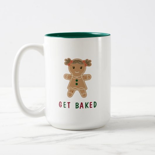 ゲッおもしろいト焼いたジンガーブレッドウーマンホリデー引用文 ツートーンマグカップ (左)