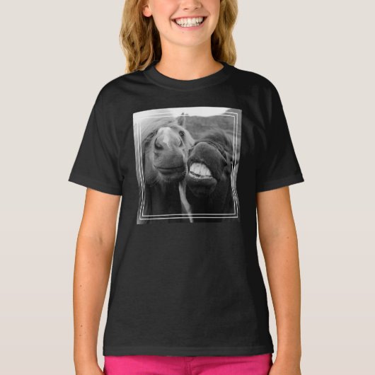 ゲッティイメージ |笑顔の馬 Tシャツ (正面)