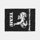 ゲット ヒム ア ボディ G (Yeah!) 面白い80年代空手映画 フリースブランケット (正面(横))