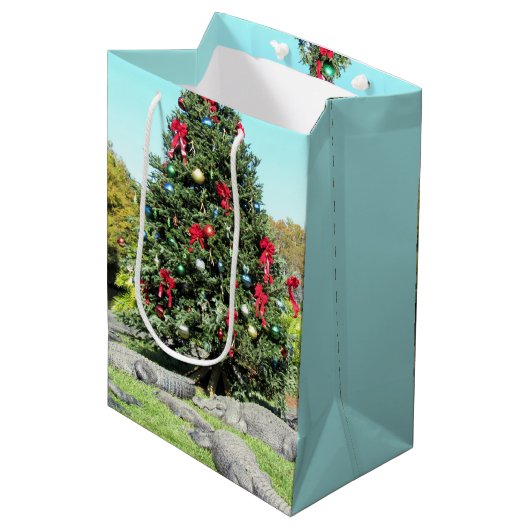 ゲータークリスマスツリー – ミディアムクリスマス抱き枕 ミディアムペーパーバッグ (正面アングル)