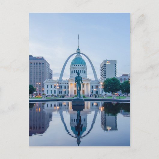 ゲートウェイのアーチセントルイスのミズーリのスカイライン ポストカード (正面)