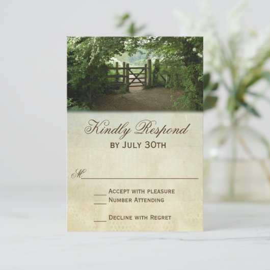 ゲート素朴自然トレイルカントリー結婚式RSVPカード 出欠カード (スタンド正面)
