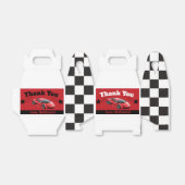 ゲーブルレッドスポーツレースカーをテーマにした誕生日 フェイバーボックス (折り畳みなし)