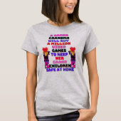 ゲーマーおばあちゃん遊が孫とゲーム Tシャツ (正面)