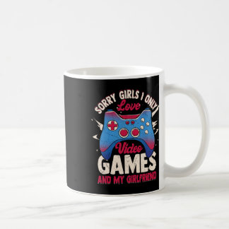 ゲーマーの優先順位 - ビデオゲームと彼女 コーヒーマグカップ