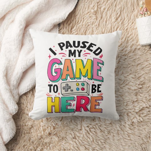 ゲーマーの女の子ここにビデオを見るために私のゲームを一時停止おもしろいした クッション (ブランケット)