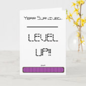 ゲーマーの水平な上りのバースデー・カード カード (黄色い花)