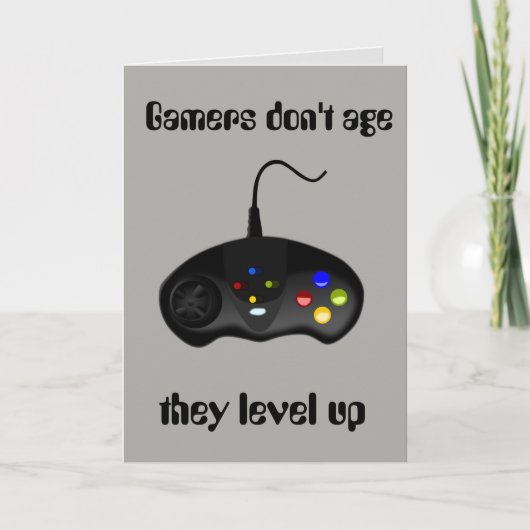 ゲーマーは彼らがレベルアップ誕生日 カード (正面)