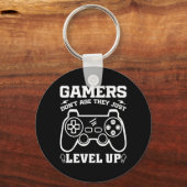 ゲーマーは、彼らはちょうどレベルアップ誕生日ゲーマー キーホルダー (正面)