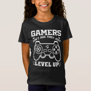 ゲーマーは、彼らはちょうどレベルアップ誕生日ゲーマー Tシャツ