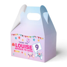 ゲーマーガールカラフルピンクビデオゲーム誕生日