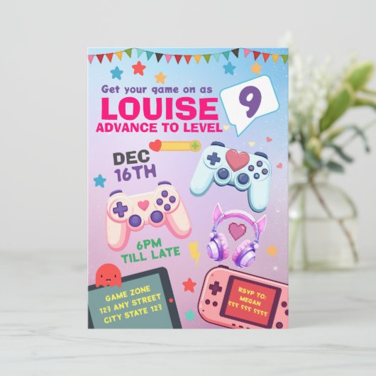 ゲーマーガールカラフルピンクビデオゲーム誕生日 招待状 (スタンド正面)