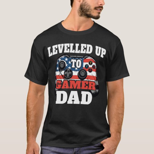 ゲーマーパパ:米国旗コントローラーに昇格 Tシャツ (正面)
