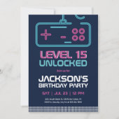 ゲーマーボーイレベルのアンロックされたビデオゲームブルー誕生日 招待状 (正面)