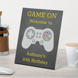 ゲーマーモダン任意の年齢の誕生日パーティーへようこそ 台座サイン