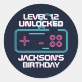 ゲーマーレベルのロック解除されたビデオゲームボーイズ誕生日 ラウンドシール (正面)