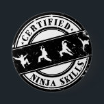 ゲーマー向け認定忍者スおもしろいキル・バッジ 缶バッジ<br><div class="desc">スタイルグランジボタン(ギーク、おたく、ゲーマー)。の熱狂するビ遊デオゲームについて。認定忍者スキルゲーマカッコいいーのバッジゲームボタン。</div>
