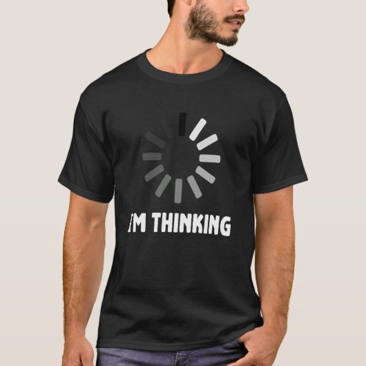 ゲーミングPC ギャグ 思考中 読み込み中 Tシャツ (正面)